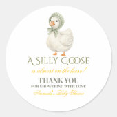Silly Goose Sage Green Gender Neutral Baby Shower ラウンドシール (正面)