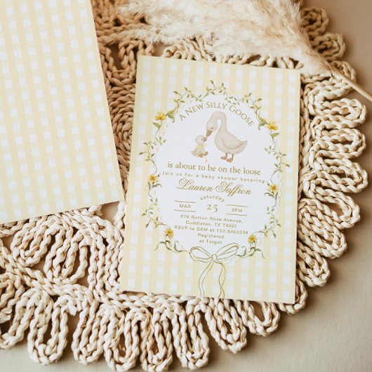 Silly Goose Yellow Gender neutral Bow Baby Shower 招待状