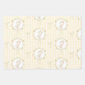 Silly Goose Yellow Gingham wildflower Baby Shower ラッピングペーパーシート (正面)