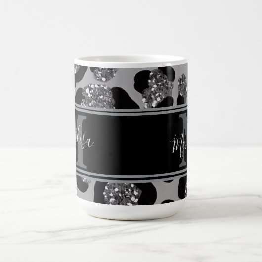 silver and black glittery monogramed personalized コーヒーマグカップ (中央)