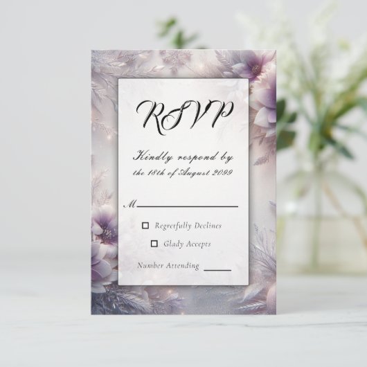 Silver and Soft Amethyst Winter Blooms Wedding 出欠カード (スタンド正面)