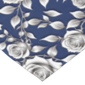 Silver And White Roses テーブルクロス (アングル)