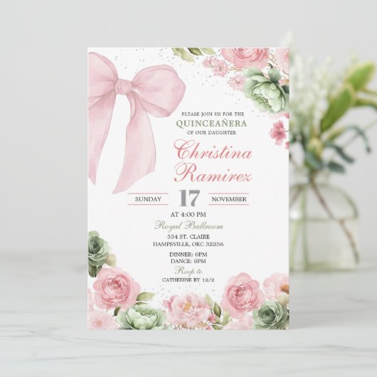 Silver Bow Sage Pink Coquette Floral Quinceanera 招待状 (スタンド正面)