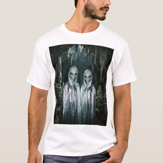 Silver Cloak Visitors – Cave of Contact Tシャツ (正面)