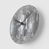 Silver Glitter Drips Monogram Personalized Wall ラウンド壁時計 (傾斜)