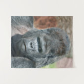 Silverback Gorillaから印象的なポーズ タペストリー (正面(横))