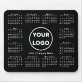Simple 2026 Calendar Business Logo on Black マウスパッド (正面)