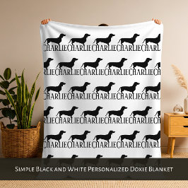 Simple Black and White Personalized Doxie Blanket フリースブランケット
