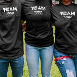 Simple Black White Family Custom Sports Team Name Tシャツ