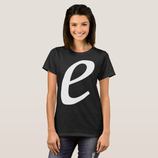 Simple Bold Large White Italic Script Lower Case e Tシャツ (正面フル)