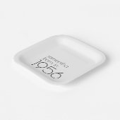 Simple Born in 1956 Black 70th Birthday Party ペーパープレート (傾斜あり)