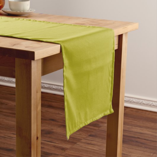 Simple Chartreuse Green Solid Plain Color ショートテーブルランナー (インサイチュ)