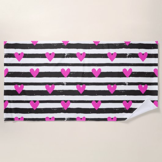 Simple Chic Valentine’s Day Heart Beach Towel ビーチタオル (正面)