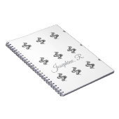 Simple Custom Family Name Black & White  ノートブック (右側)