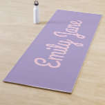 Simple Cute Pink and Purple Script Personalized ヨガマット<br><div class="desc">This personalized yoga mat features a lavender purple background paired with soft pink script lettering for a playful, modern look. Designed to add personality to home workouts, yoga sessions, and studio classes while making it easy to spot your mat. A fun and thoughtful option for anyone who loves movement, wellness,...</div>