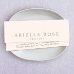 Simple Elegant Blush Pink Professional Minimalist スキニー名刺<br><div class="desc">Chic,  understated  business card design.For additional matching marketing materials,  custom design or
logo inquiry,  please contact me at maurareed.designs@gmail.com and I will reply within 24 hours.
For shipping,  cardstock inquires and pricing contact Zazzle directly.</div>