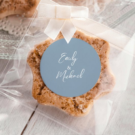 Simple Elegant Dusty Blue Script Minimal Wedding ラウンドシール