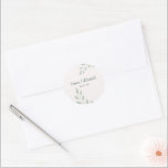 Simple Elegant Sage Green Botanical Wedding  ラウンドシール<br><div class="desc">Complete your 2026 wedding suite with this customized Simple Elegant Sage Green Botanical Wedding Sticker. Perfect as an envelope seal, wedding favor label or decorative detail for your special day. Featuring soft greenery and romantic typography, you can customize this design easily with your name initials and wedding date. Ideal for...</div>
