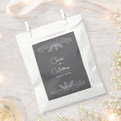 Simple Gray Line Art Eucalyptus wedding favor bag フェイバーバッグ (クリップ留めされた状態)