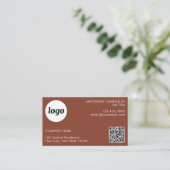 Simple Logo and Text QR Code Terracotta 名刺 (スタンド正面)