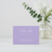 Simple Minimalist Lavender Script Custom RSVP エンクロージャーカード (スタンド正面)