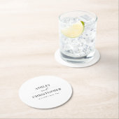 Simple Modern Black and White Wedding ラウンドペーパーコースター (インサイチュ)