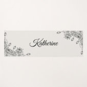 Simple Modern Floral Script Name Cream Lotus ヨガマット (正面(横))