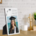 Simple modern photo Graduate フォトプラーク<br><div class="desc">Celebrate your graduate with a timeless keepsake they will treasure for years to come. This elegant photo plaque features a clean modern layout, customizable graduation details, and space for a favorite senior portrait. Perfect as a display piece at the graduation party — and even more meaningful afterward as a long-lasting...</div>