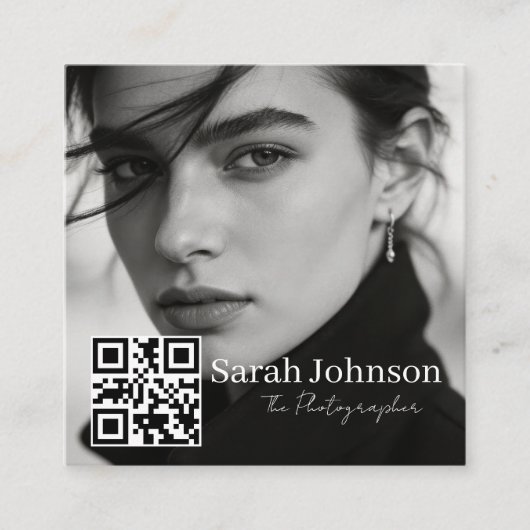 Simple modern QR code minimal social media  スクエア名刺 (正面)