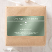 Simple modern  typography white heart  product   ラベル (インサイチュ)