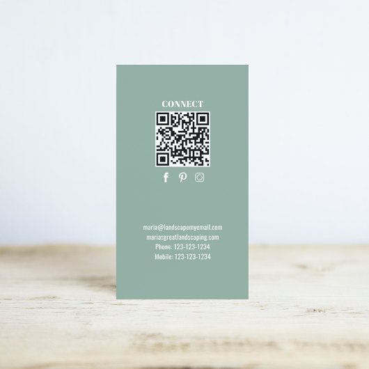 Simple Monogram QR Code Green | Connect with Me 名刺