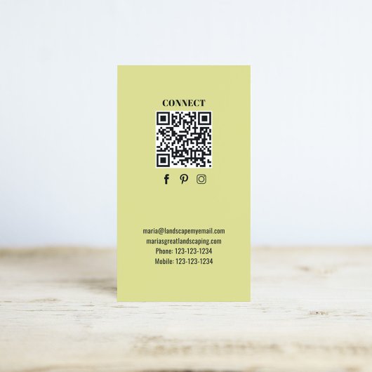 Simple Monogram QR Code Orange | Connect with Me 名刺