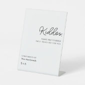 Simple Neutral Kiddos Wedding Treats Table 台座サイン (正面)