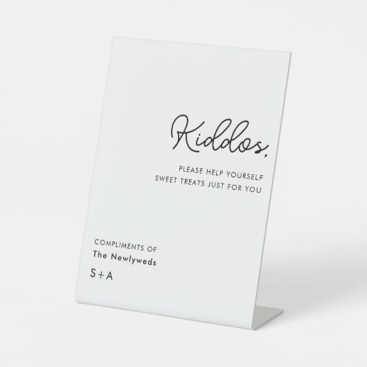 Simple Neutral Kiddos Wedding Treats Table 台座サイン (正面)