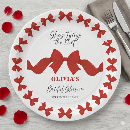 Simple Red Bow She's Tying the Knot Bridal Shower ペーパープレート