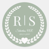 Simple Sage Green Monogram Wedding ラウンドシール (正面)