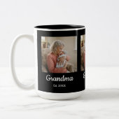 Simple Script Grandma Est.Photo Year Black ツートーンマグカップ (左)