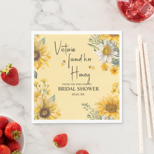 Simple She’s Found Her Honey Bee Bridal Shower スタンダードランチョンナプキン (インサイチュ)