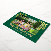 Simple St patricks day Shamrocks family photo 箔シーズンカード (回転した状態)