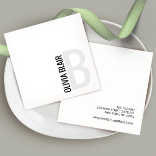 Simple White Modern Minimalist Monogram スクエア名刺