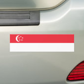 Singapore Flag バンパーステッカー (車上)