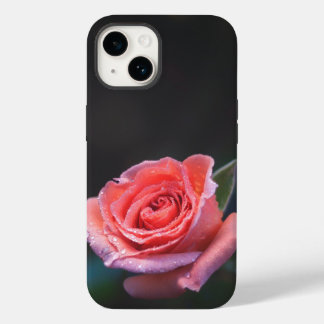 Single Pink Rose with Dew Case-Mate iPhone 14ケース