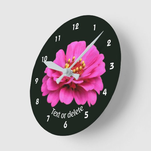 Single Pink Zinnia Flower Personalized ラウンド壁時計 (傾斜)