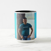 "Sip of Serenity:魅力的なコーヒーマグ" マグカップ (中央)