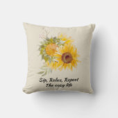 Sip, , Repeat リラックス With Sunflowers装飾用クッション クッション (正面)