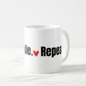 Sip. Smile. Repeat. かわいいタイポグラフィ コーヒーマグ コーヒーマグカップ (正面右)
