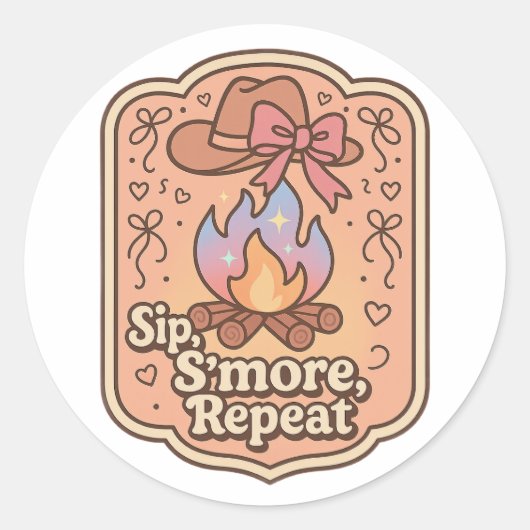 Sip, S'more, Repeat - レトロキャンプバッジ ラウンドシール (正面)