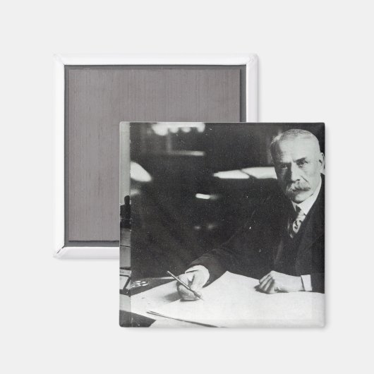 Sir Edward Elgarはオーケストラの一つのスコアで働いている マグネット (正面/裏面)