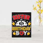 Sister Of The Birthday Boy Family Matching Dad Mom カード (黄色い花)