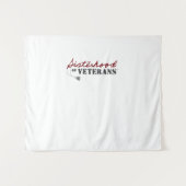 Sisters of Veterans Military Pride Design タペストリー (正面(横))